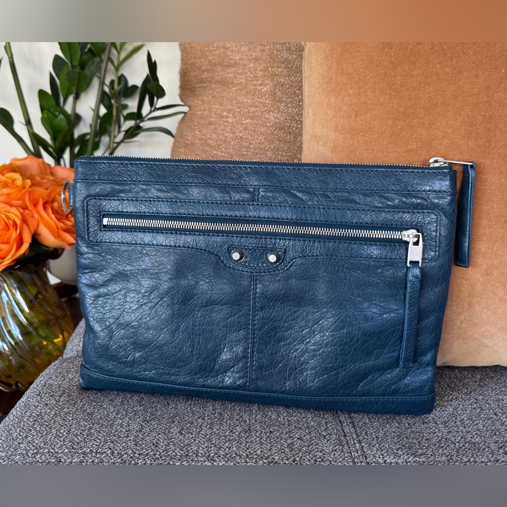 Balenciaga Teal Blue Leather Classic Clip Clutch - Picture 12 of 17